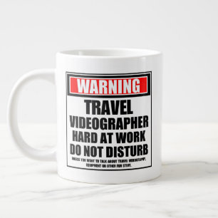 Varning Travel Videograf-maskinens hårda arbete Jumbo Mugg