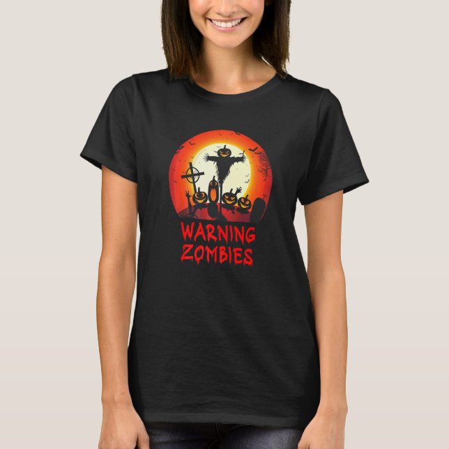 Varning Zombie Månbelyst Kyrkogård  Skrämmande Bar T Shirt (Framsida)