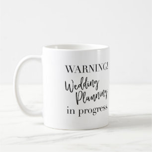 Varningsbröllop som planerar den pågående muggen kaffemugg
