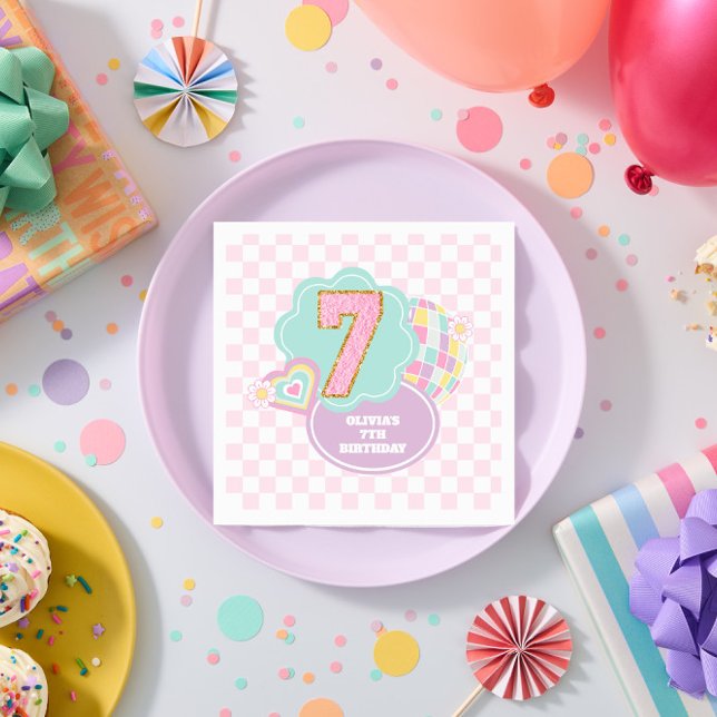 Varsity prydd pastell fläck 7-årsdag pappersservett (Skapare uppladdad)