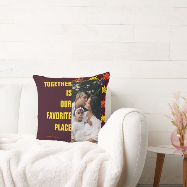 Vårt favoritprogram Ställe: Familj Namn och foton Kudde (Soffa)