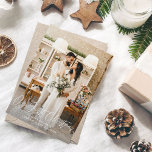Vårt första julklapp och vårt två foto-Lodrät<br><div class="desc">Skicka din jul-önskemål och fira bröllop i stil med vårt första Lodrät och Vågrät två fotojulkort.</div>