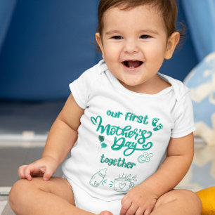 Vårt första mors dag tillsammans med baby kostym t shirt
