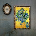 Vas med Irises , Vincent Van Gogh Poster<br><div class="desc">Fortfarande: Vas med Irises Against a Gult Background utmärker sig som en av Vincent van Goghs mest välkända blommigt fortfarande livtavlor. Den enda period under vilken Van Gogh producerade mycket få liv var under hans vistelse i Saint-Rémy. Det kanske beror på att det omgivande landskapet på Saint-Rémy var så att...</div>