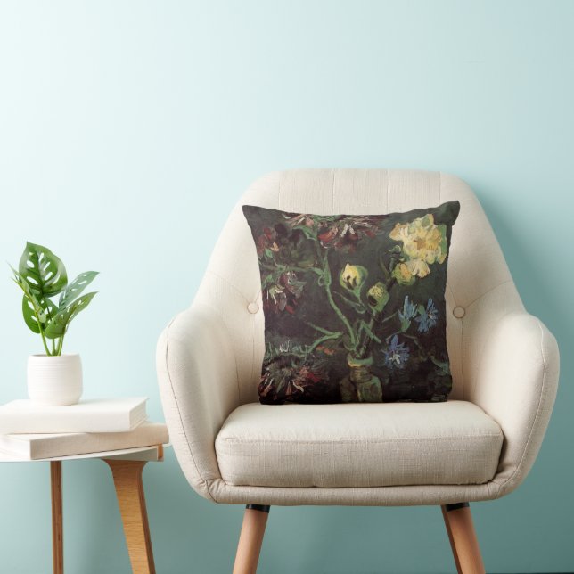 Vas med Myosotis och Peonior av Vincent van Gogh Kudde (Stol)