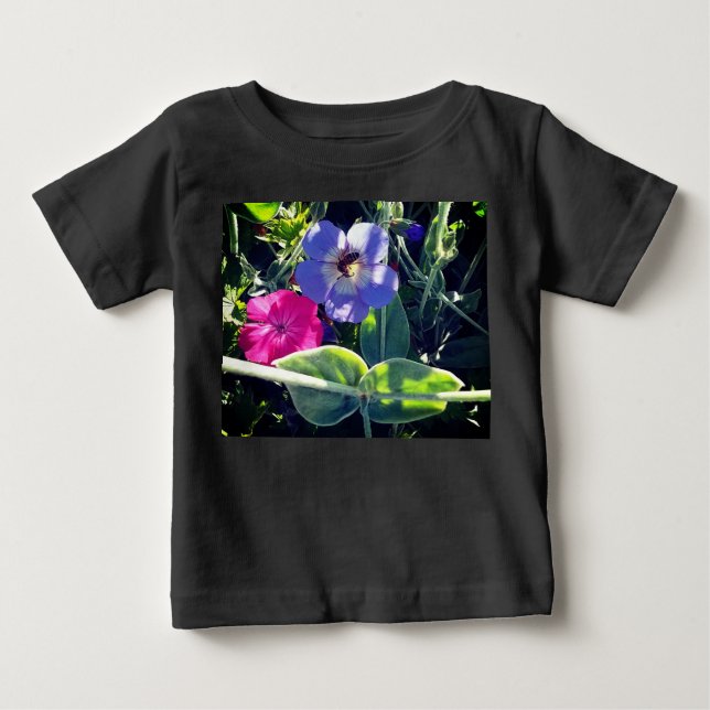 Vasp på blå blomma t shirt (Framsida)
