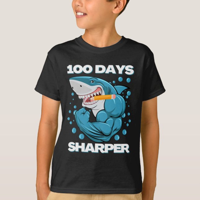 Vassare Roligt av haj 100 dagar i skolan T Shirt (Framsida)