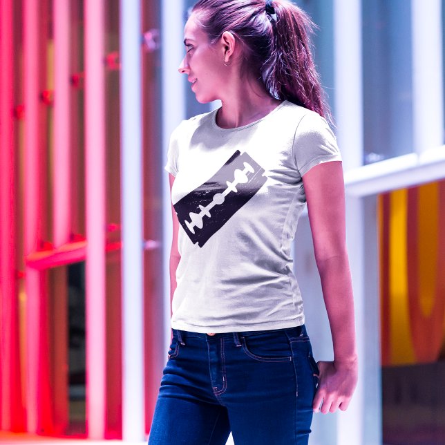 Vasst blad t shirt (Skapare uppladdad)