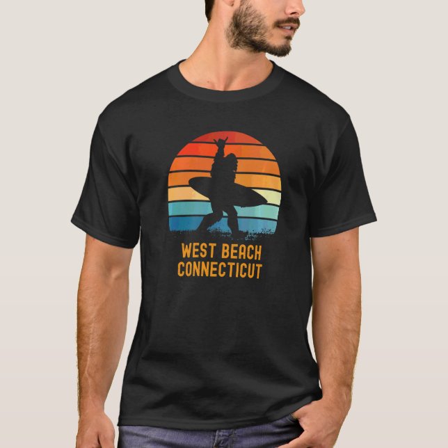 Väster Beach Connecticut Sasquatch Souvenir T Shirt (Framsida)