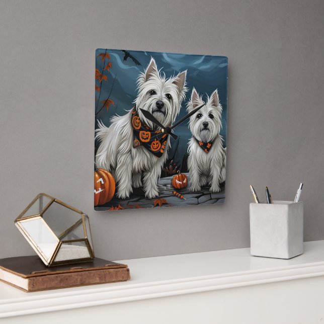 Väster Highland Halloween Spooky Fyrkantig Klocka (Kontor)