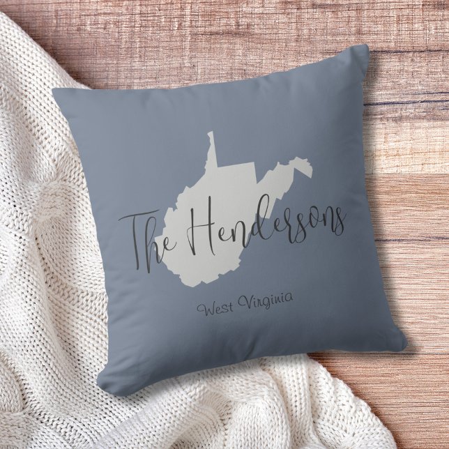 Väster Virginia State-disposition Minimal Dekorati Kudde (Show pride for your state and personalize it!  "love makes this house a home in <your state>")