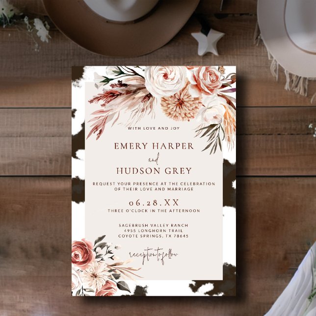 Västerländsk Cowboy Ranch Boho Blommig Kowhide Brö Inbjudningar (western wedding invitation cowhide boho floral ranch country barn terracotta rust watercolor rustic)