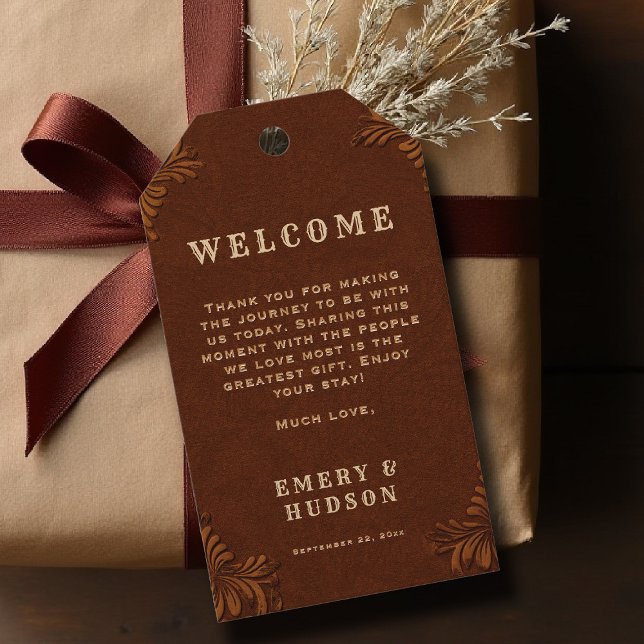 Västerländsk präglad rustik terrakotta krämbröllop presentetikett (country rustic cowboy wedding welcome gift tag faux tooled leather terracotta rust western barn)