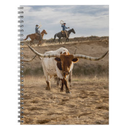 Västerländska cowboys med Longhorn-nötkreatur Anteckningsbok
