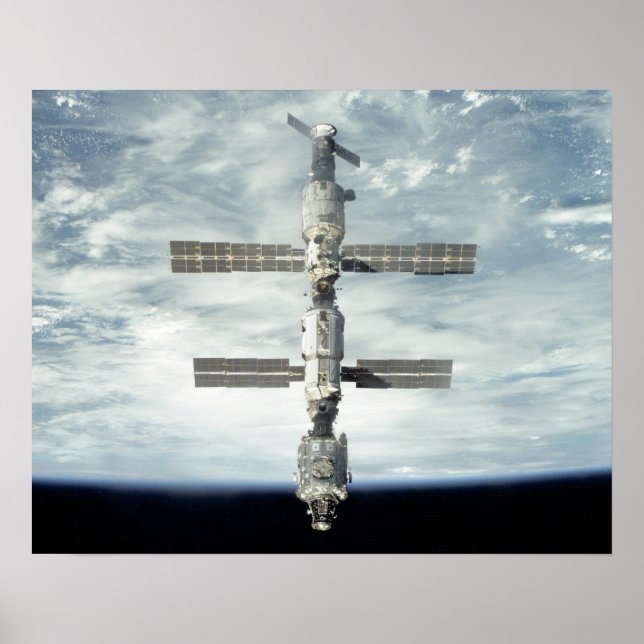 Västra Internationell Space Station från Atlantis Poster (Framsidan)