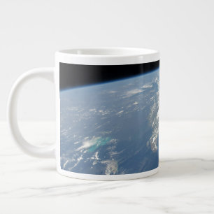 Västsaharas damm blåste västerut i Atlanten. Jumbo Mugg
