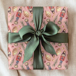 Vatercolor Nutcracker Gräs jul Helgdag Presentpapper<br><div class="desc">Vattenfärgen Nutcracker Gräs jul Helgdag Wrapping Papper Gift Wrap har en vattenfärgad jul Nutcracker leksak accnerat med grus och Juldekorationer. Perfekt för presenter som täcker in julklappar och helgdag. Skapat av Evco Studio www.zazzle.com/store/evcostudio</div>