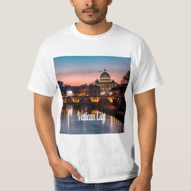 Vatikanstaten Nattens romersk katolska kyrka T Shirt (Framsida)