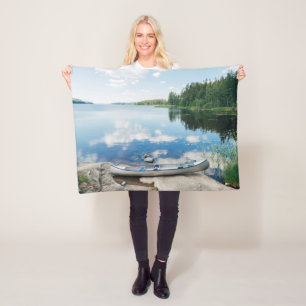Vatten Canoe i Sjö i Sverige Fleecefilt