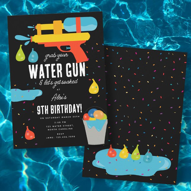 Vatten Gun & Balloons SommarFödelsedagsfest Inbjudningar (Water Gun & Balloons Summer Birthday Party Invitation)