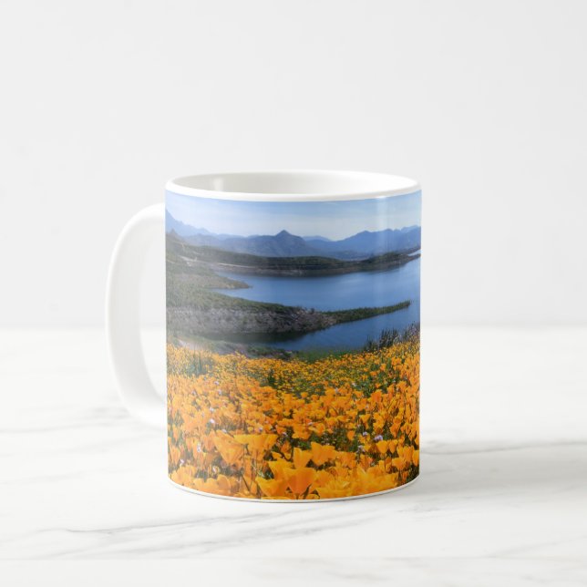 Vatten | Kalifornien Sjö med gyllene Poppies Kaffemugg (Framsida vänster)