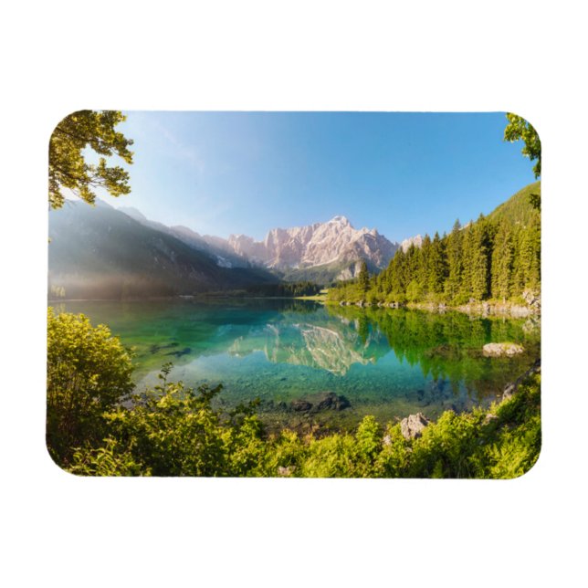 Vatten | Lago di Fusine Mount Gangart Julian Alper Magnet (Horisontell)