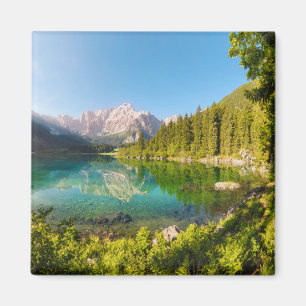 Vatten Lago di Fusine Mount Gangart Julian Alper Magnet