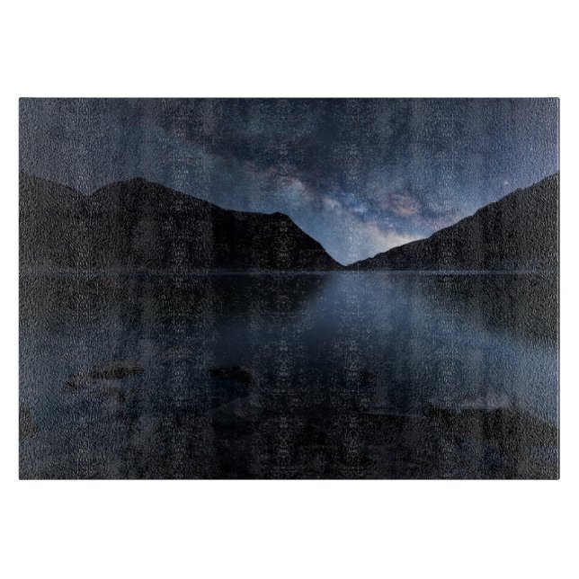Vatten | Lakeshore i natt (Framsidan)