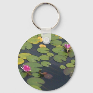Vatten Lily Pond Painting Nyckelring