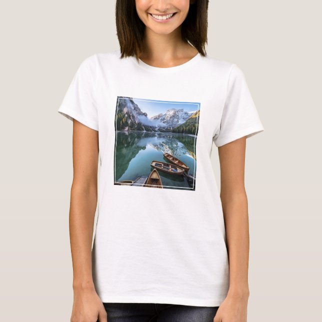 Vatten | Pragser Wildsee Dolomites Italien T Shirt (Framsida)