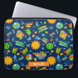 Vatten-vapen vatten-ballonger sommarungar mönster laptop fodral<br><div class="desc">Vatten vapen vatten-ballonger sommaren bassäng party ungars personlig mönster.</div>