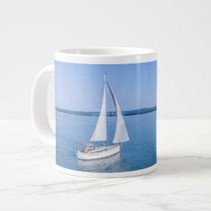 Vatten Yacht i Sjö Balaton Sjö Ungern Jumbo Mugg