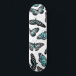 Vattenblått, svart fjärilar, vattenfärg Mönster Mini Skateboard Bräda 18,5 Cm<br><div class="desc">Denna moderna, artsy och coola mönster är perfekt för trendiget och snyggten. Den har en handmålad vattenfärgad grönt av teal-vattenfärg och svart butterfly-mönster ovanpå en enkel vit bakgrund. Det är gigantiskt, elegant, bohemi och söt.***ANMÄRKNING OM VIKTIG UTFORMNING: Om du vill ha en anpassad design-begäran, till exempel matchande produktbegäranden, ändringar i...</div>