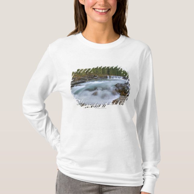 Vattenfall i fårfloden i rocky mountains t-shirt (Framsida)