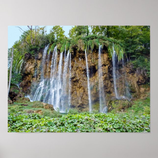 Vattenfall i nationalparken Plitvice - Kroatien Poster (Framsidan)