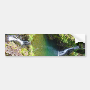 Vattenfall längs vägen till Hana, Maui, Hawaii Bildekal