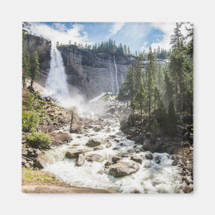 Vattenfall Nevada Fall, Yosemite, CA Magnet