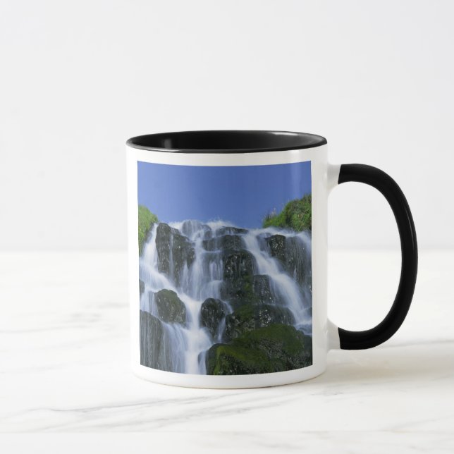 Vattenfall, Portree, Isle of Skye, Högländerna, Mugg (Höger)