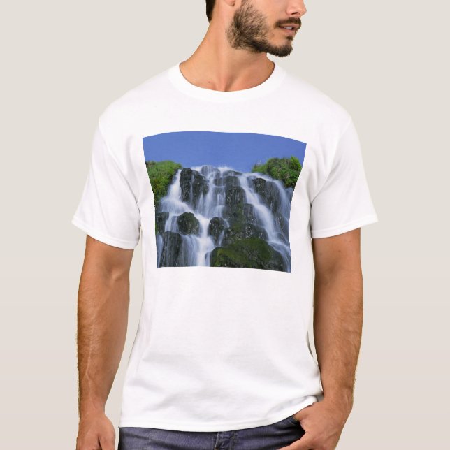 Vattenfall, Portree, Isle of Skye, Höglandet, Tee Shirt (Framsida)