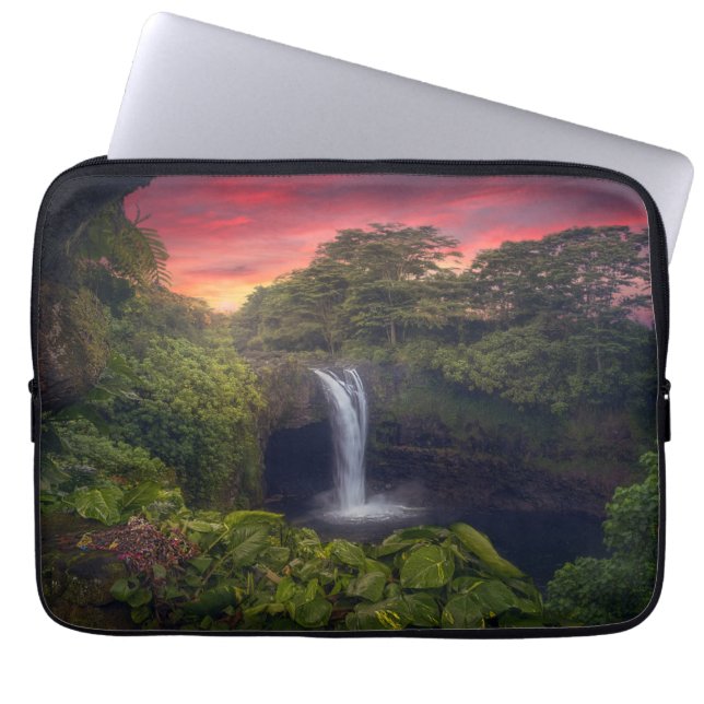 Vattenfall | Rainbow Falls, Hilo, Hawaii Laptop Fodral (Framsidan)