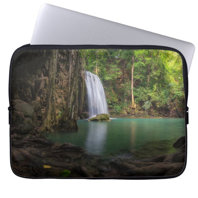 Vattenfall | Vår Rainforest Waterfall Thailand Laptop Fodral (Framsidan)