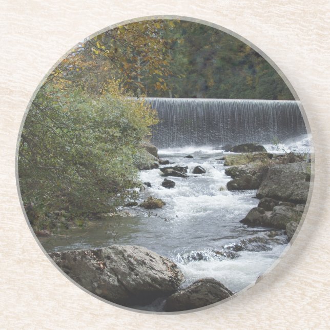 Vattenfall vid Banner Elk, NC underlägg (Framsidan)