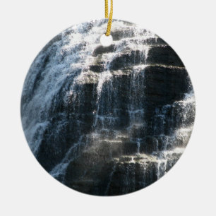Vattenfall vid Ithaca Falls New York Julgransprydnad Keramik
