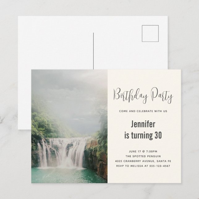 Vattenfall vid Lush Grönt Forest Birthday Inbjudan Vykort (Fram/baksida)