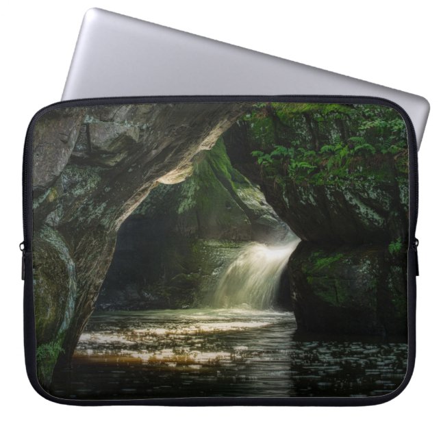 VATTENFALLAR LAPTOP FODRAL (Framsidan)
