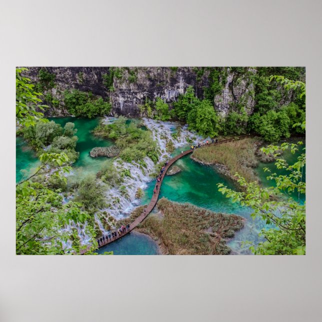 Vattenfallskrascade i parken Plitvice sjöar Poster (Framsidan)