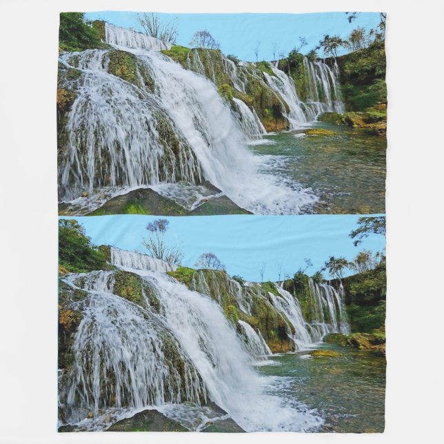 vattenfallslandskap fleecefilt (Framsidan)