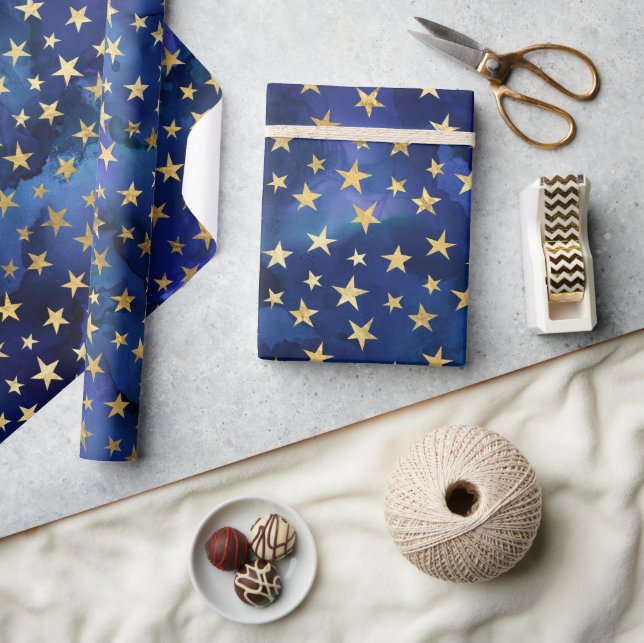 Vattenfärg Blått Mönster med Guldstjärnor Presentpapper (Hantverk)