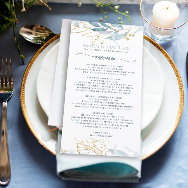 Vattenfärg Dusty Blue Blommigt Guld Elegant bröllo Meny (Elegant dusty blue greenery with gold accent makes this the perfect menu for your boho wedding)