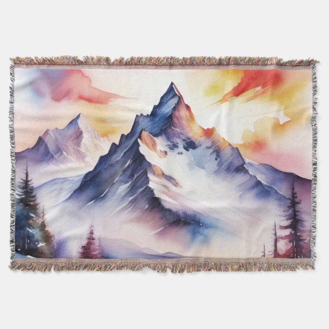 Vattenfärg i berg täckta av snö under röd himlar filt (Framsidan)